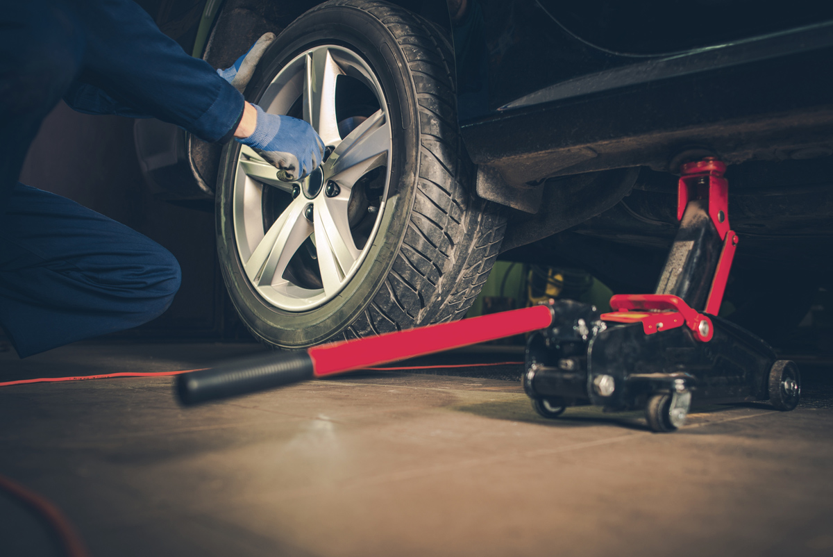 Tire Service | Steve's Auto World